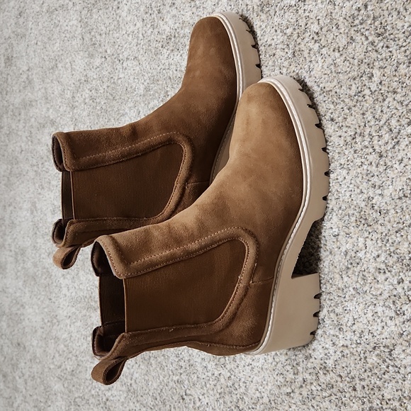 Dolce Vita Boots, Size 9 - Picture 4 of 8